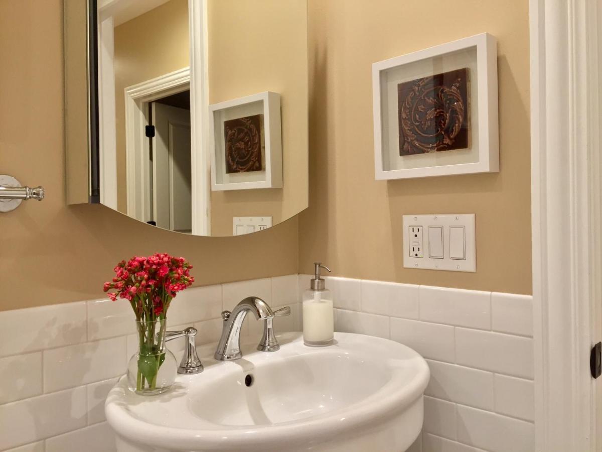 1F Cozy Home In Little Italy Near Downtown West Loop United Center Чикаго Екстериор снимка